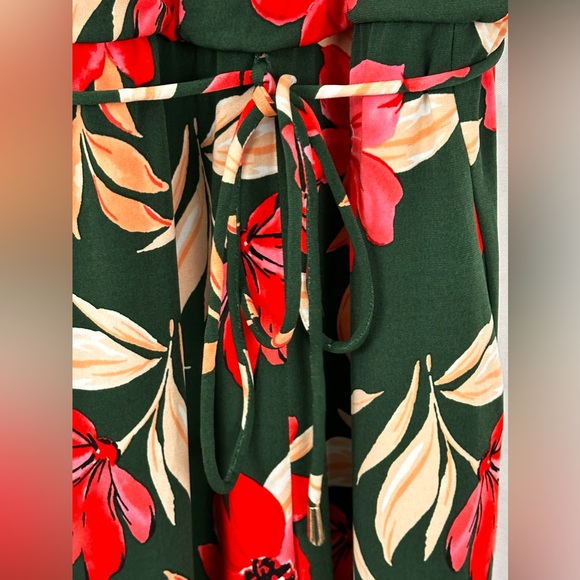 Maggy London -Women's Floral Printed Cropped Jumpsuit with Pockets & Belt 4 NWOT - Picture 8 of 13